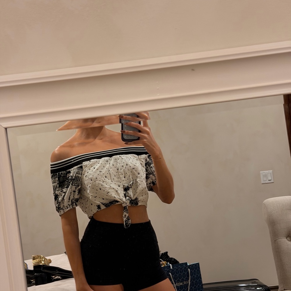 FARM Rio Black and White Off-Shoulder Tie-Front Crop Top